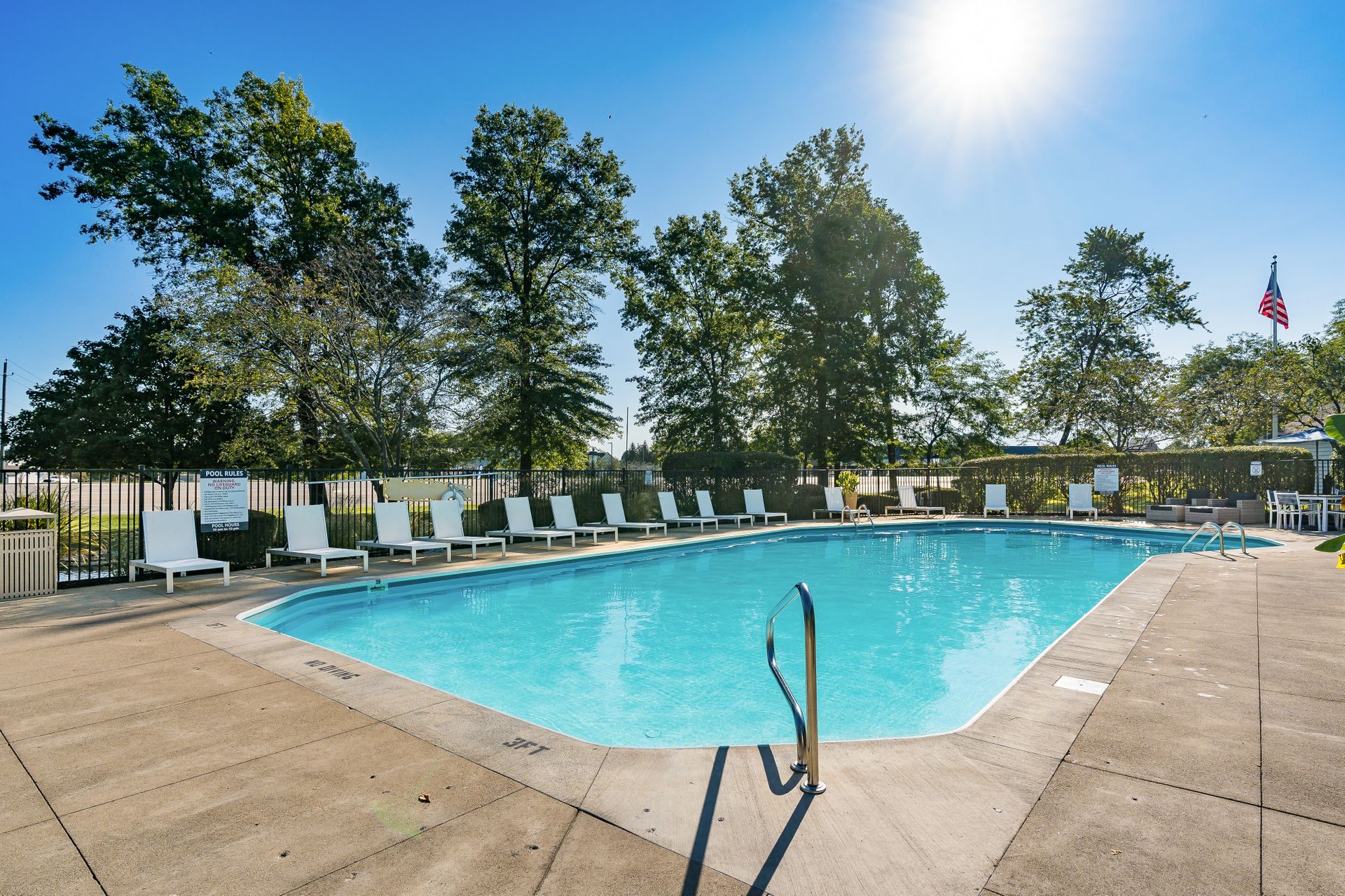 Lake Club Image 33